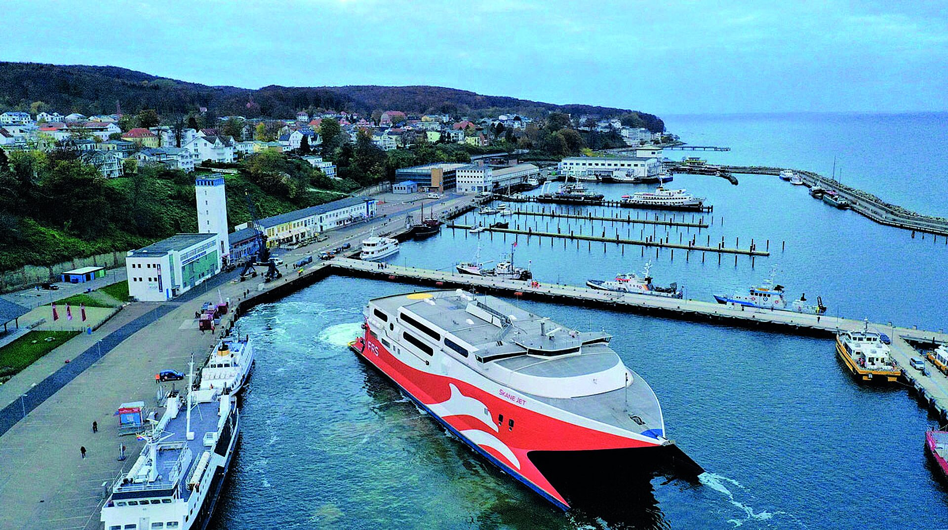 The "Skane Jet" in the Sassnitz town harbour.
