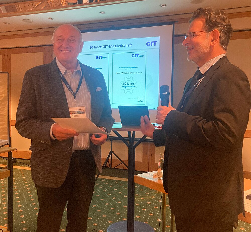 Presentation of honorary certificate during the GfT Conference 2022