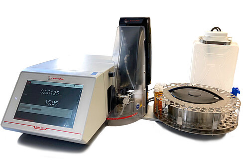 Anton Paar density meter DMA 4501 and sample changer