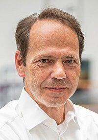 Dr. Thomas Fischer, Scientific Director 