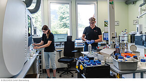 Sample devices and laboratory staff