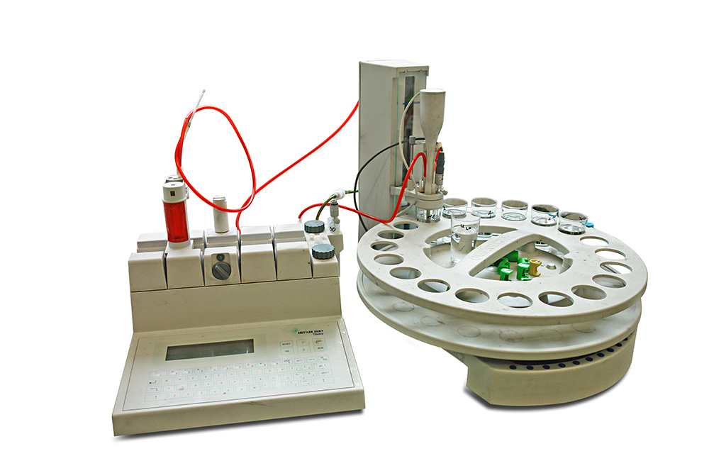 Laboratory device i-pH value